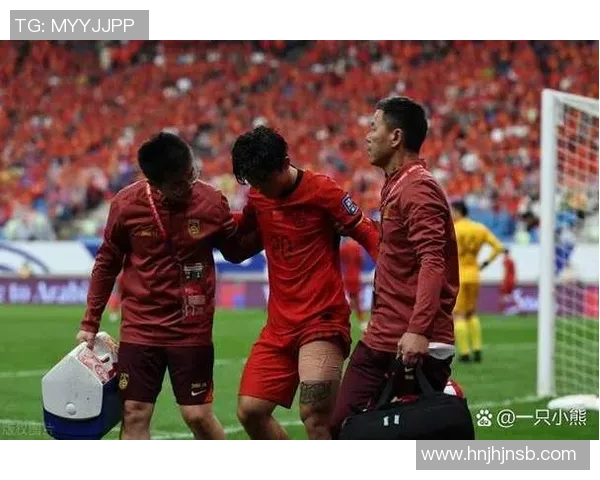 广州足球队比赛经验引发热议球迷对战术和表现的不同看法