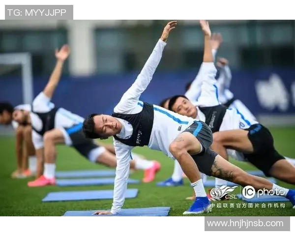 科学足球心理素质训练方法探索提升运动员竞技表现与心理韧性